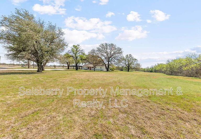 3137 S FM 200 — Photo 23