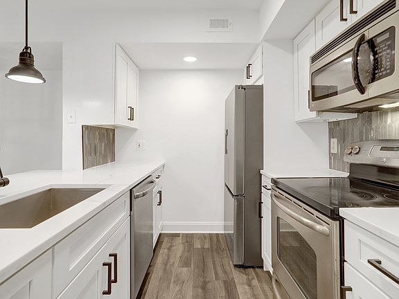 3rd image of 3307 Wyndham Cir APT 2157