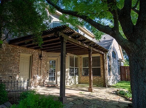 3rd image of 7112 Stone Canyon Ct