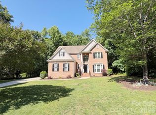 6000 Hunter Ln, Matthews, NC 28104