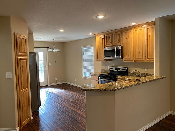 2nd image of 3340 Westridge Dr