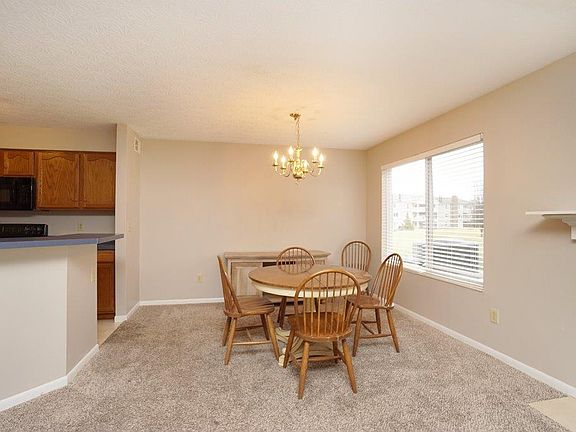 5th image of 4441 N Shore Dr APT 104