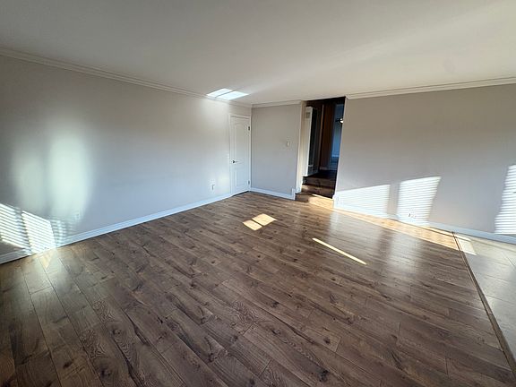 5th image of 2913 A St Unit 5