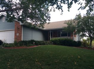 2730 Odessa Ct, Lincoln, NE 68516