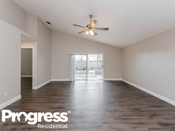 3rd image of 10636 Walker Vista Dr