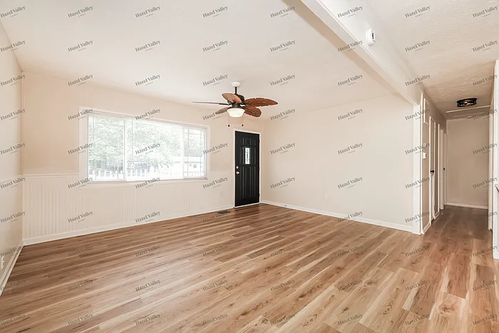 1151 Irmal Dr — Photo 5