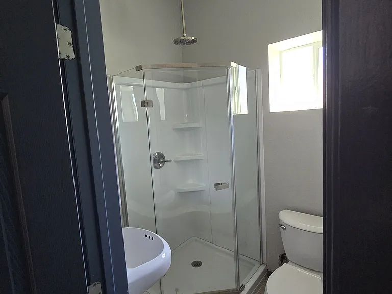 610 Ange St — Photo 15