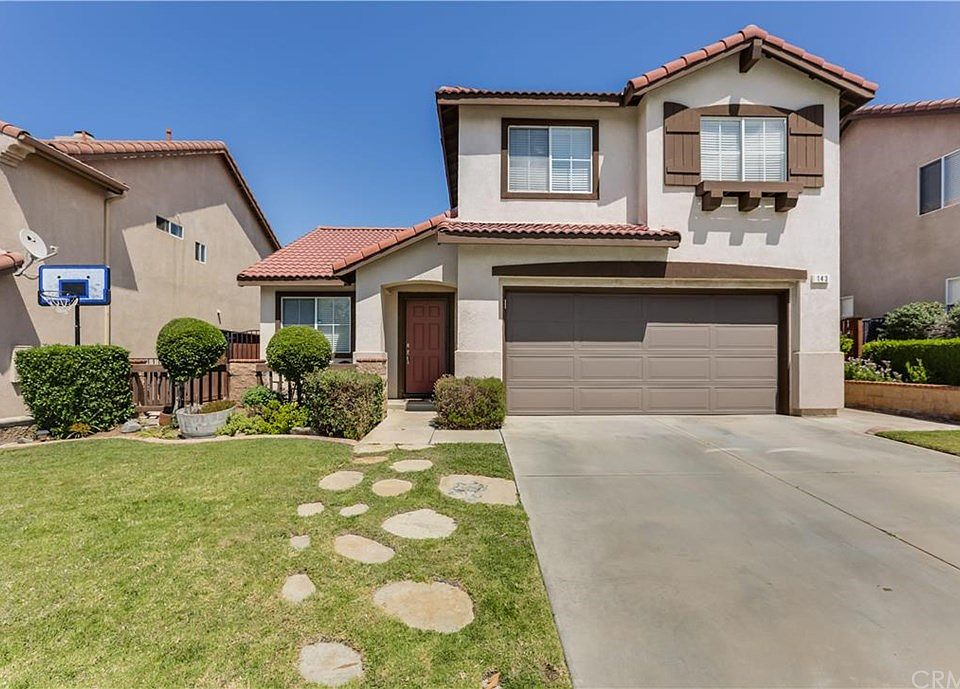 1st image of 143 Tamarack Dr