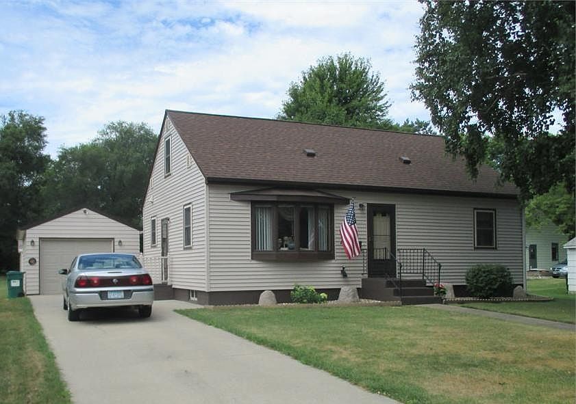 1st image of 215 N Gorman Ave