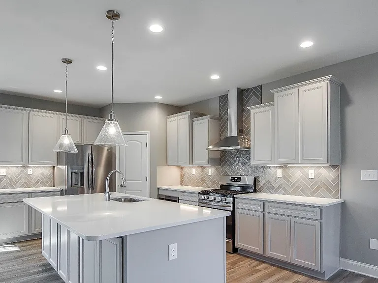 206 Belden Trl — Photo 3