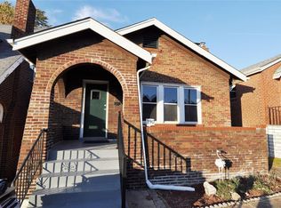 3947 Parker Ave, Saint Louis, MO 63116