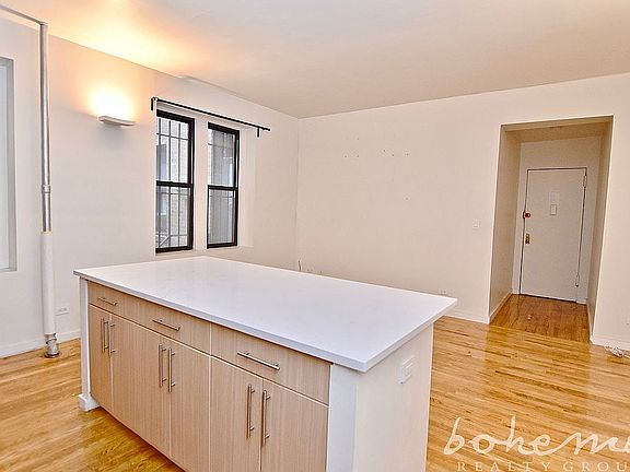 3rd image of 580 Saint Nicholas Ave APT 1N