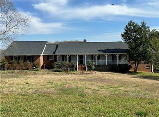 2481 Bear Creek Rd, Statham, GA 30666
