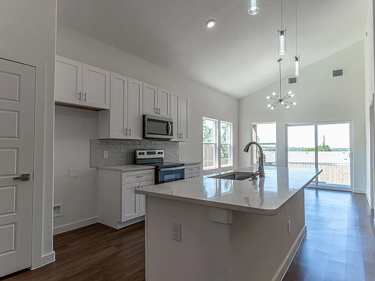 3320 Brazos River Dr — Photo 38