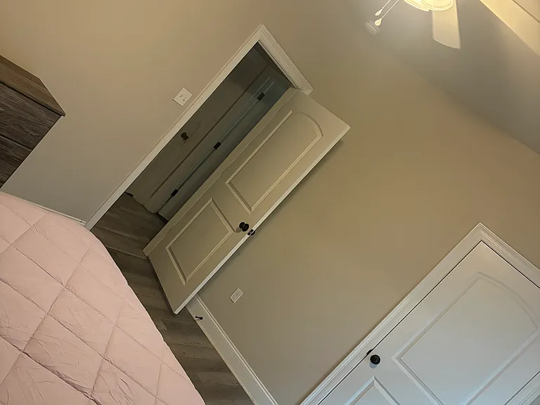 278 King George Dr — Photo 15
