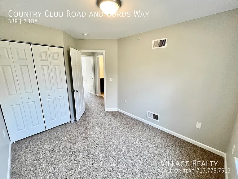 Country Club Rd — Photo 11