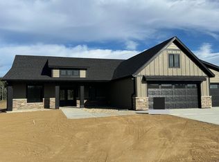 2102 21st Ave NE, Kasson, MN 55944