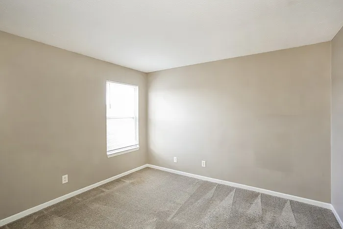 5508 Washington Ave — Photo 10