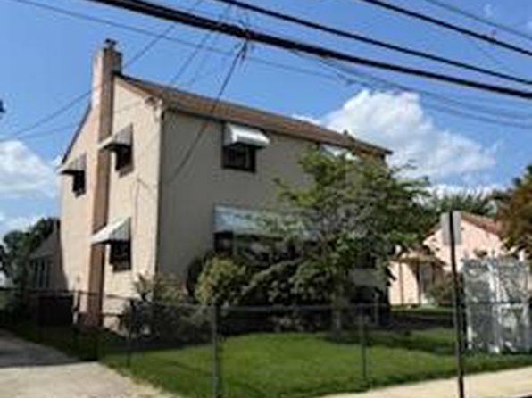 862 Penn St