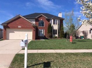 35793 Jolaine Ct, Richmond, MI 48062