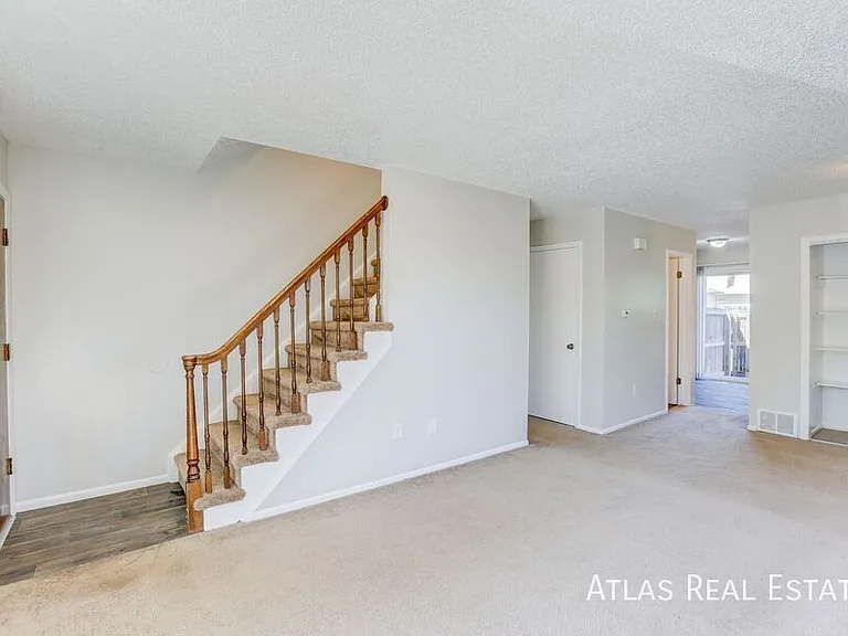 1931 Vance St #1 — Photo 8