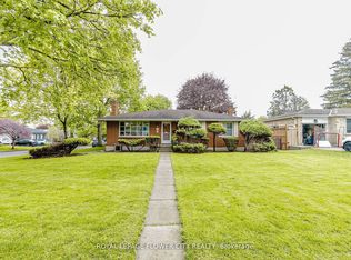15 Cumberland Cres, London, ON N5X1B7