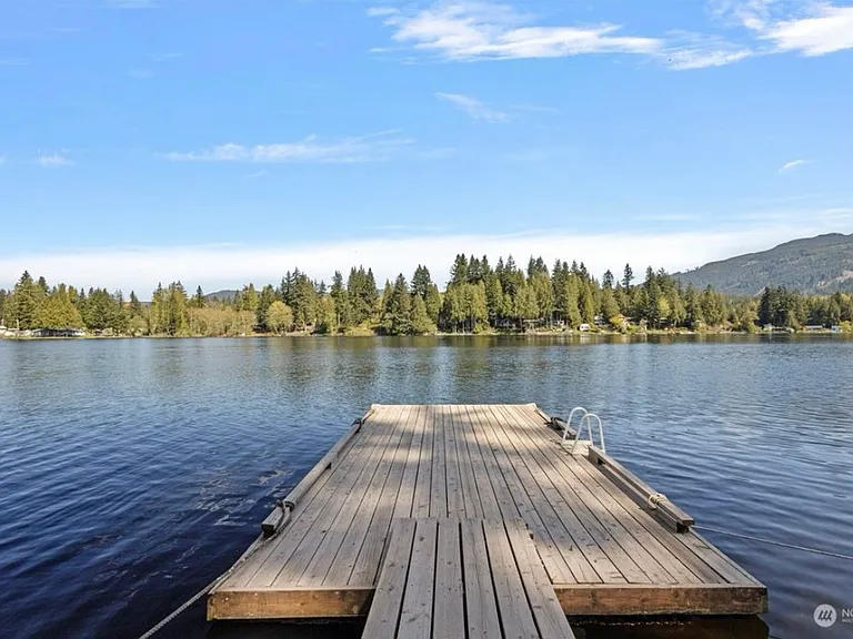 Alder Dr — Photo 19