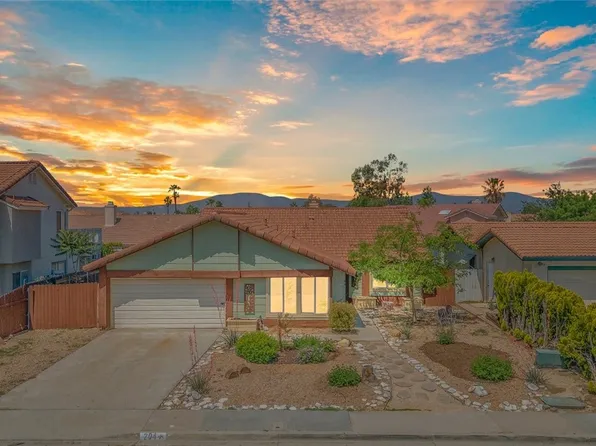 204 E Sage Ave, San Jacinto, CA 92582