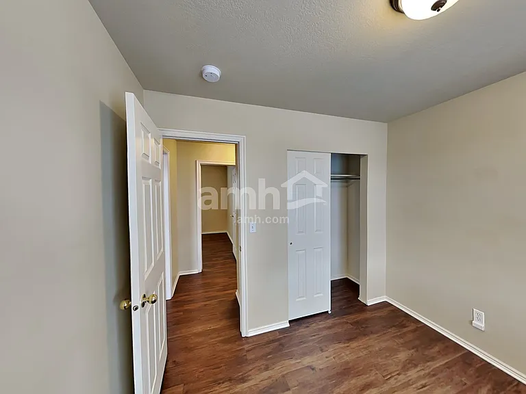 2103 W 2265 N — Photo 7