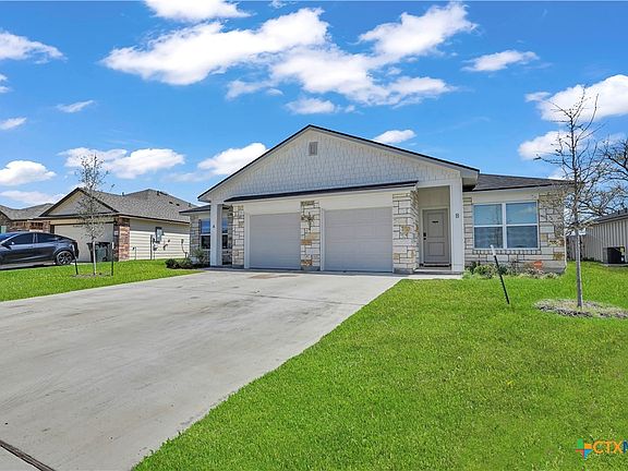3rd image of 1002 Wax Myrtle Ct