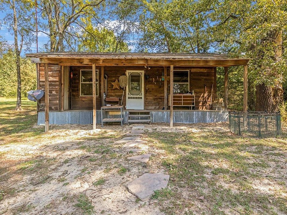 1st image of 411 County Road 4213