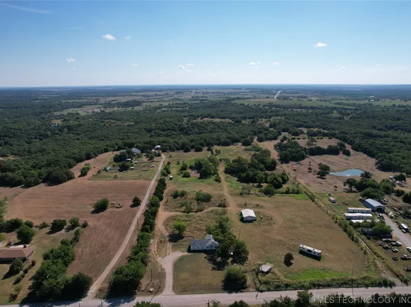 2100 4th St, Pawnee, OK 74058
