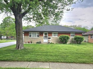 631 Memorial Dr, Beech Grove, IN 46107