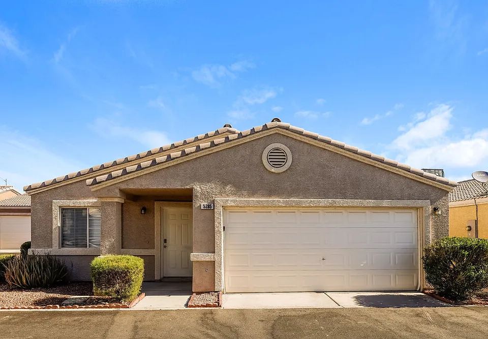 5285 Mineral Lake Dr