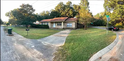 2824 Helen St Photo 1