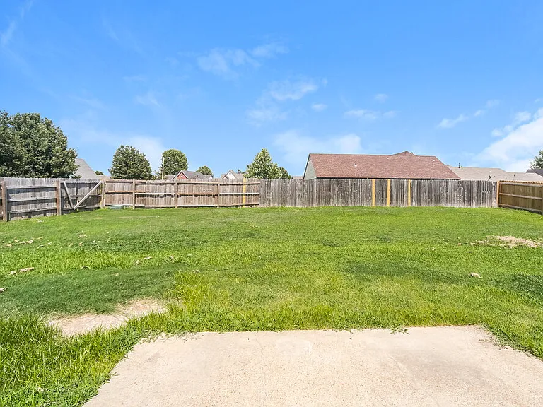 6708 Kentbrook Dr — Photo 20