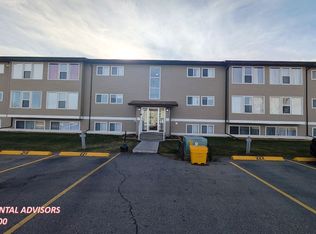 101 Big Hill Way SE #224, Airdrie, AB T4A 1Z3