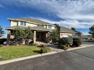 712 Knight Dr, Hines, OR 97738