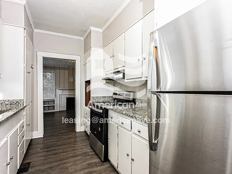1666006_005_kitchen_5.jpg