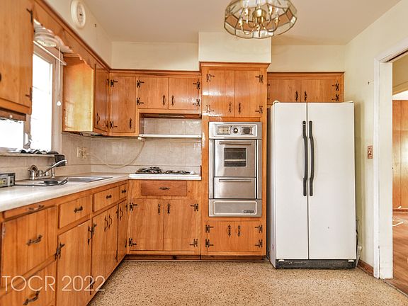 4th image of 314 Saint Mary St