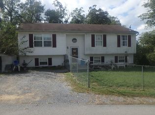 153 Quarter Dr, Bunker Hill, WV 25413