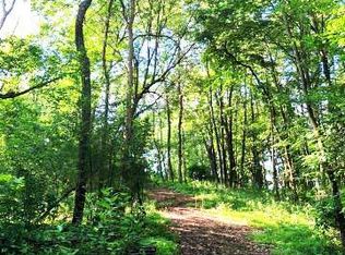 7054 County Line Rd, Hartford, WI 53027