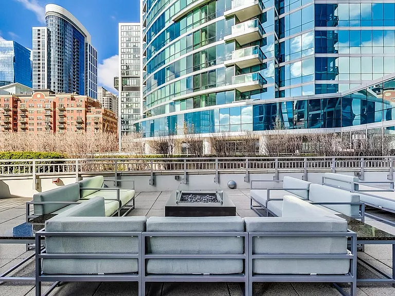 1211 S Prairie Ave #3505 — Photo 34