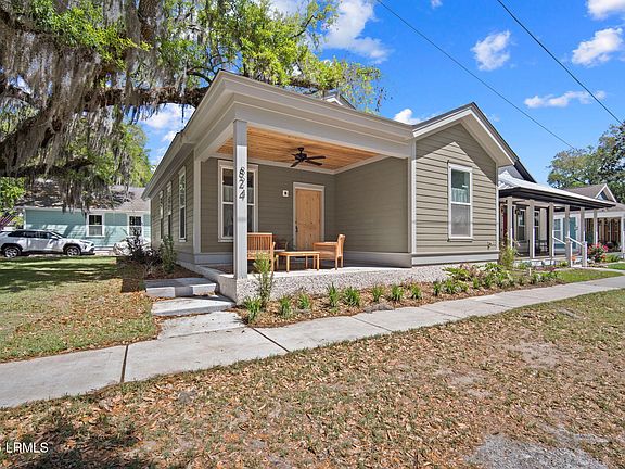3rd image of 824 15th Street