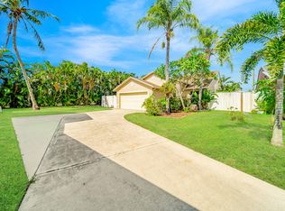 13 Ripley Way, Boynton Beach, FL 33426