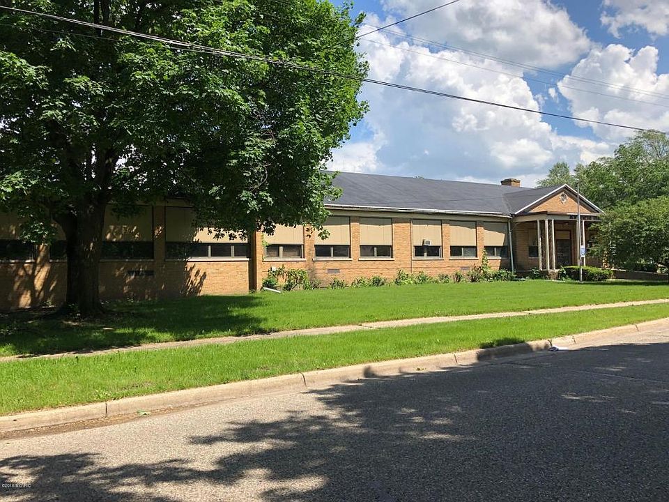 1st image of 1340 Cobb Ave