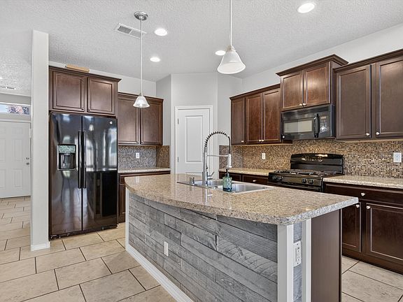 4th image of 2825 Bayas Rd SE