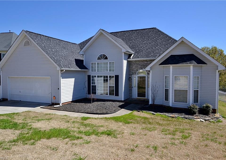 1st image of 4824 Covington Dr