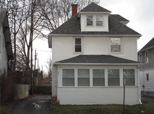 205 S Lincoln Rd, East Rochester, NY 14445