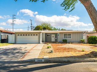 1008 W Avenue J13, Lancaster, CA 93534